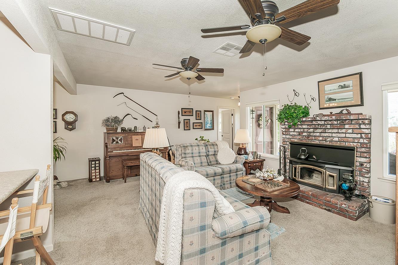 26876 Tollhouse Road Tollhouse, CA 93667 - Photo 14 of 72