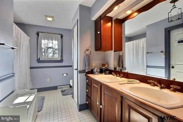1317 Moulstown Road North Hanover, PA 17331 - Photo 23 of 28 Gallery Image 23