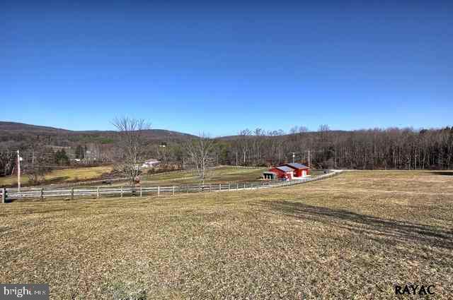 1317 Moulstown Road North Hanover, PA 17331 - Photo 7 of 28 Gallery Image 7