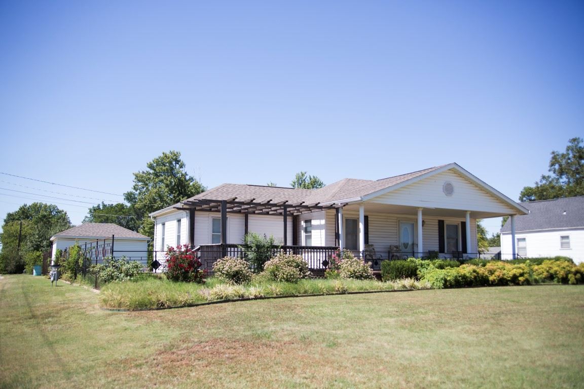 809 North 13th Street Perry, OK 73077 - Photo 1 of 25 Gallery Image 1