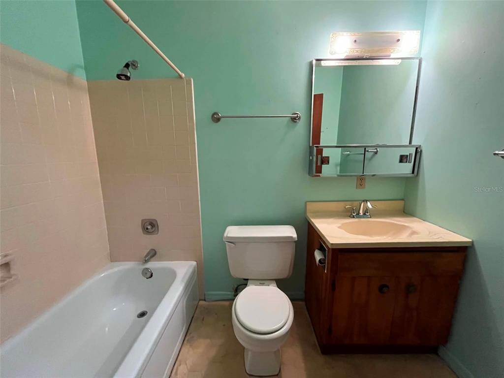 688 Airoso Road Southeast Palm Bay, FL 32909 - Photo 13 of 15