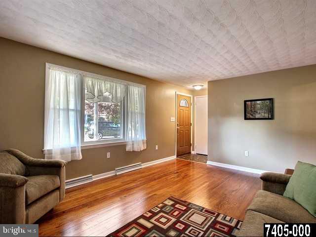 2080 Poplars Road York, PA 17408 - Photo 4 of 25 Gallery Image 4