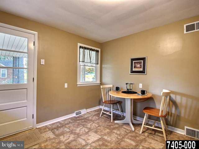 2080 Poplars Road York, PA 17408 - Photo 6 of 25 Gallery Image 6