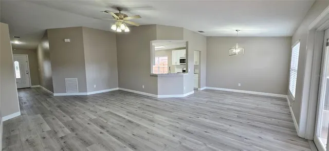 $2,500 | 11143 Bramblebrush Street, Tampa, FL 33624