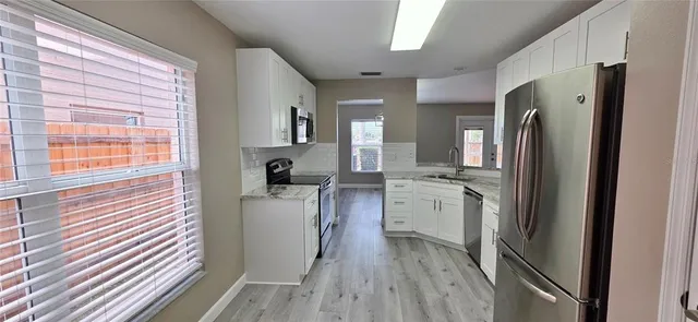 $2,500 | 11143 Bramblebrush Street, Tampa, FL 33624