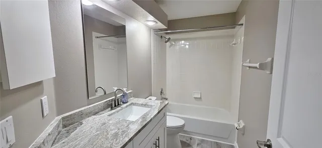 $2,500 | 11143 Bramblebrush Street, Tampa, FL 33624