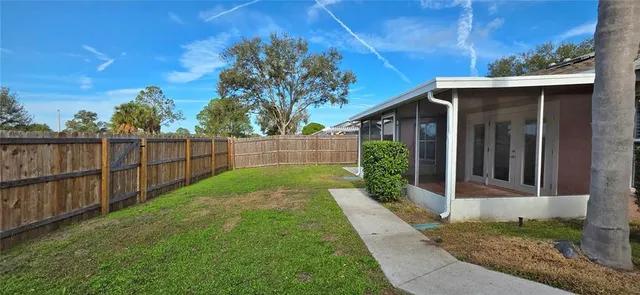 $2,500 | 11143 Bramblebrush Street, Tampa, FL 33624