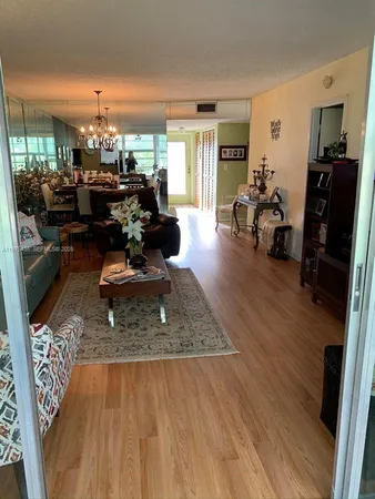 $1,800 | 8301 Sands Point Boulevard, Unit S202, Tamarac, FL 33321