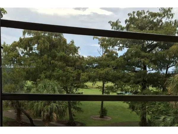 $1,800 | 8301 Sands Point Boulevard, Unit S202, Tamarac, FL 33321