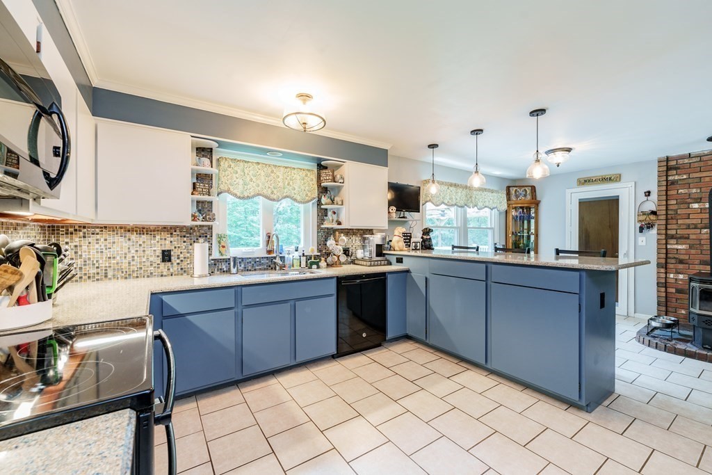 77 Russellville Road Southampton, MA 01073 - Photo 20 of 41 Gallery Image 20