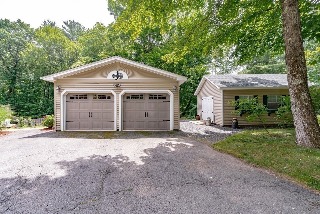 77 Russellville Road Southampton, MA 01073 - Photo 2 of 41 Gallery Image 2