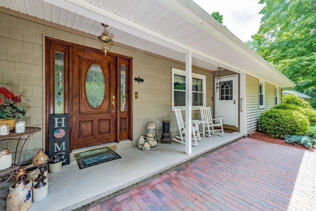 77 Russellville Road Southampton, MA 01073 - Photo 4 of 41 Gallery Image 4