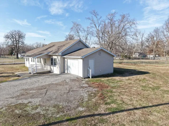 $89,900 | 190 Public Street, Muddy, IL 62965