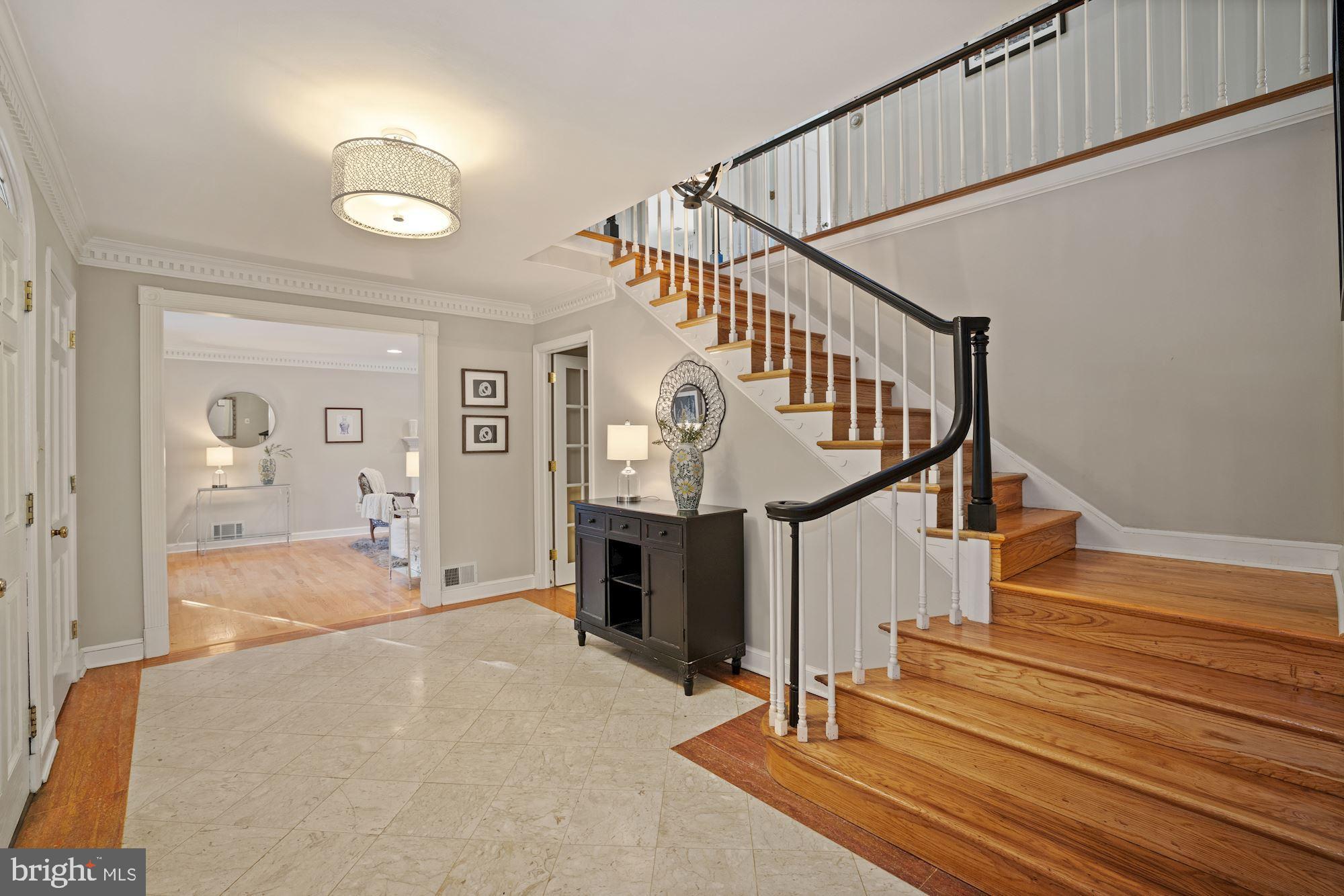 8500 Brook Road McLean, VA 22102 - Photo 4 of 44 Foyer