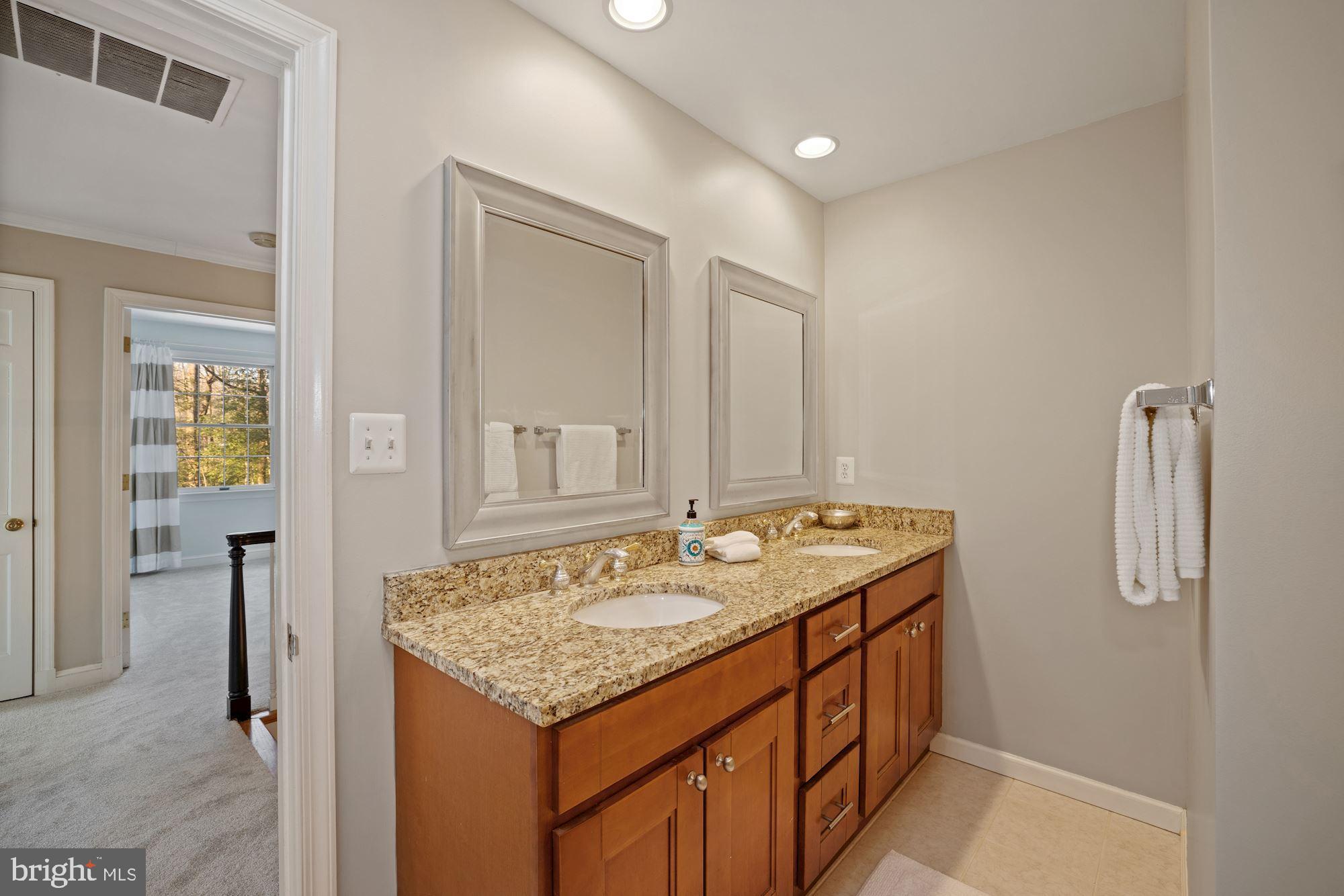 8500 Brook Road McLean, VA 22102 - Photo 32 of 44 Hall Bath