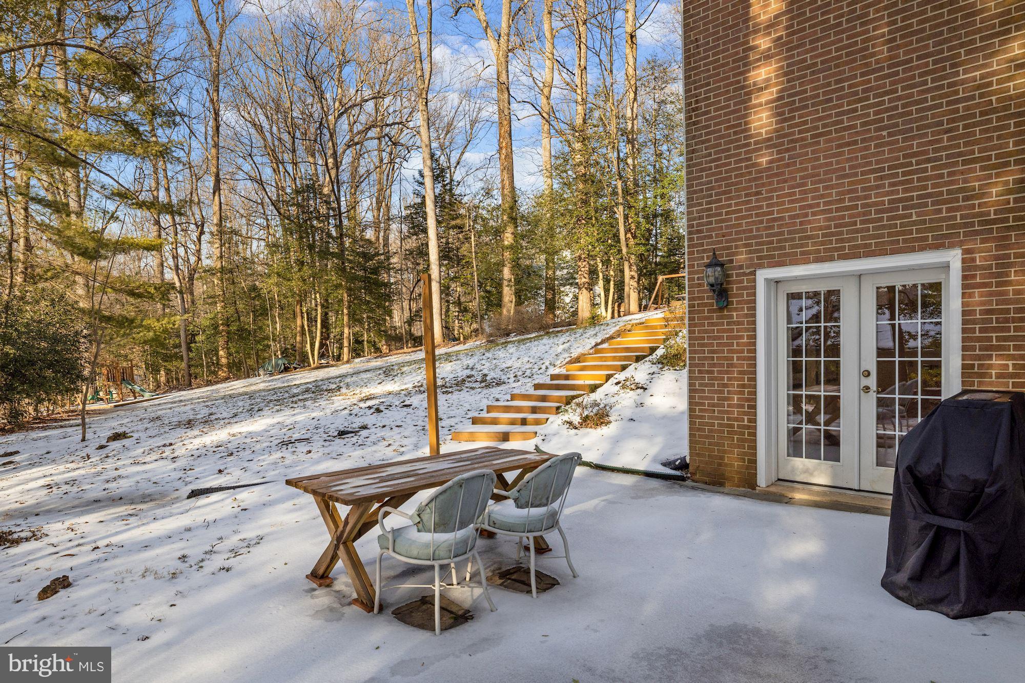 8500 Brook Road McLean, VA 22102 - Photo 39 of 44 Side Patio