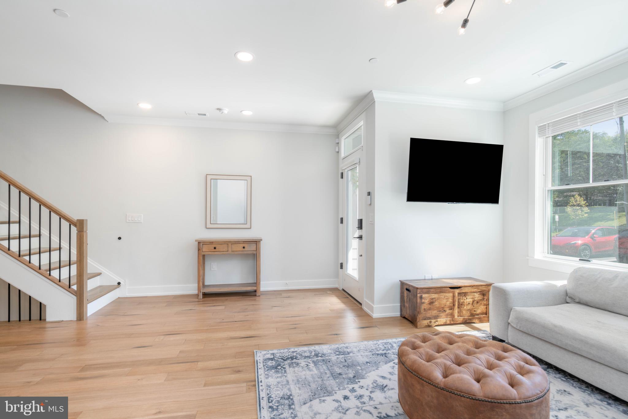 2005 Hyview Terrace Dresher, PA 19025 - Photo 5 of 42