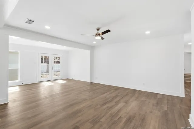 $349,900 | 100 Howard Drive, Schertz, TX 78154