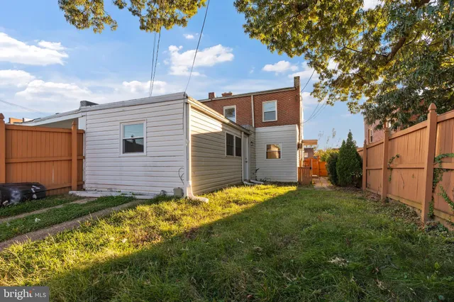 a view of backyard of house