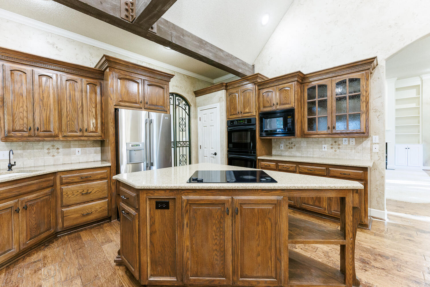 9809 Topeka Avenue Lubbock, TX 79424 - Photo 32 of 87 Kitchen