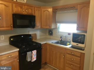 3839 Bayville Road Middle River, MD 21220 - Photo 9 of 22 Kitchen