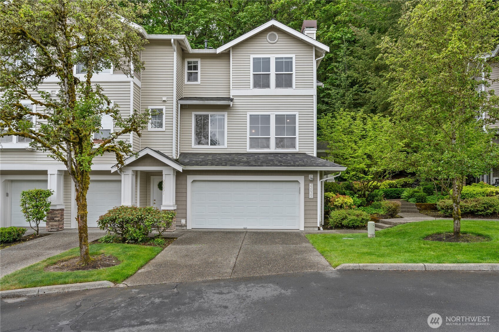 22029 39th Place South Kent, WA 98032 - Photo 1 of 26