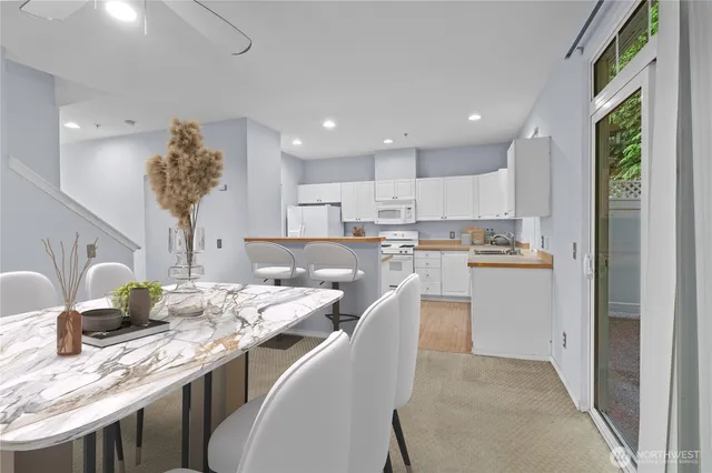 $499,999 | 22029 39th Place South, Kent, WA 98032