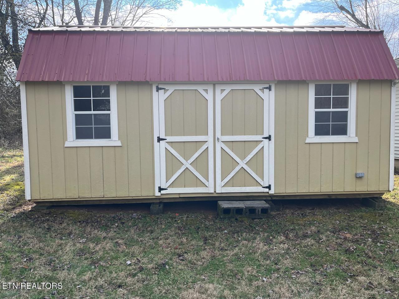 180 Cedar Lane Jacksboro, TN 37757 - Photo 11 of 48 IMG954207 (1)