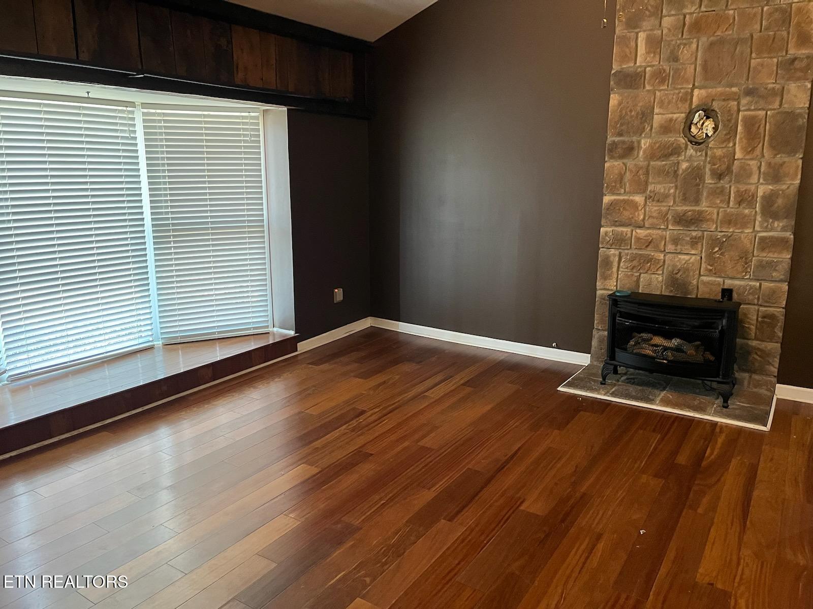 180 Cedar Lane Jacksboro, TN 37757 - Photo 16 of 48 IMG954197 (1)
