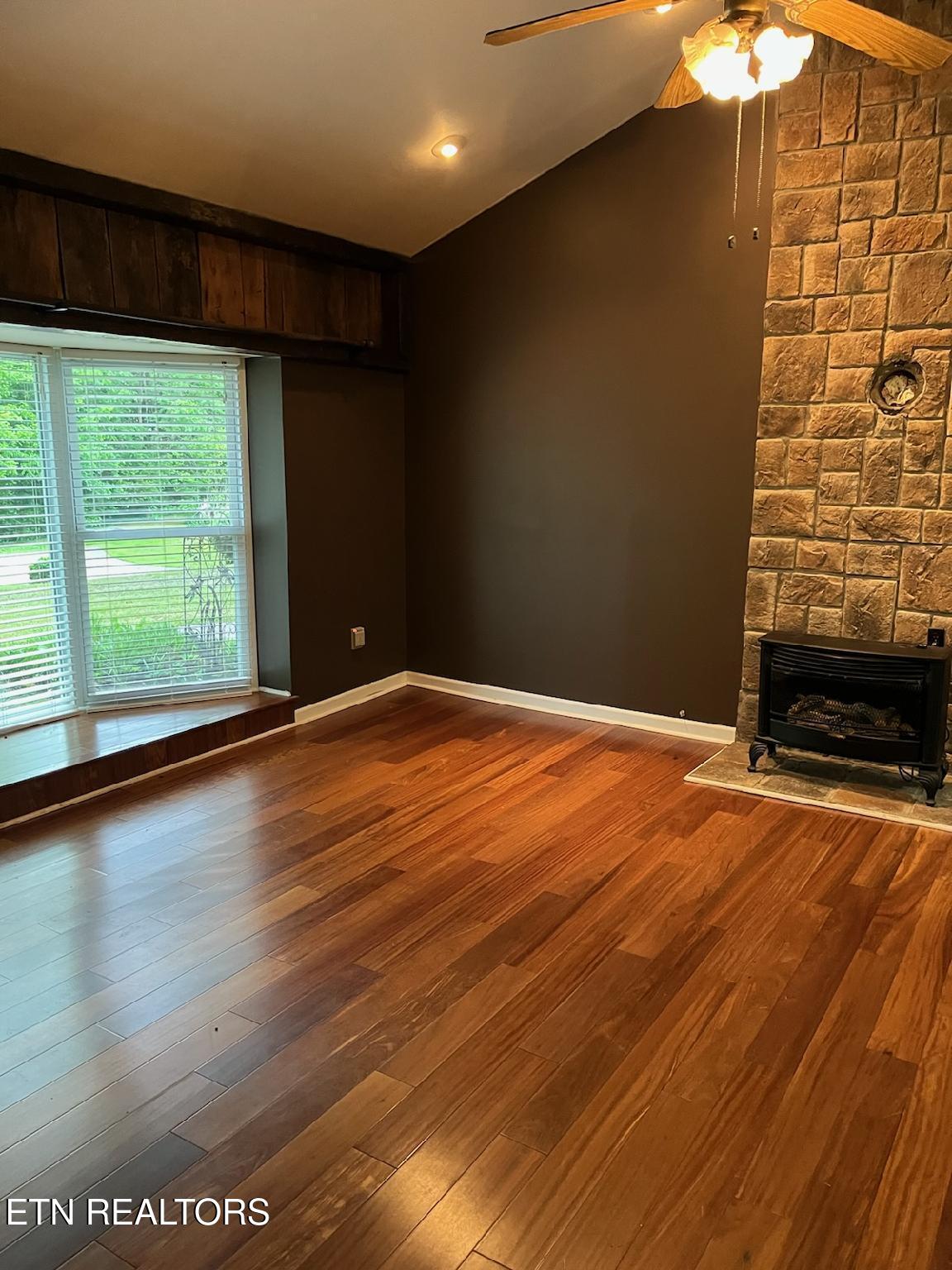 180 Cedar Lane Jacksboro, TN 37757 - Photo 19 of 48 IMG954597