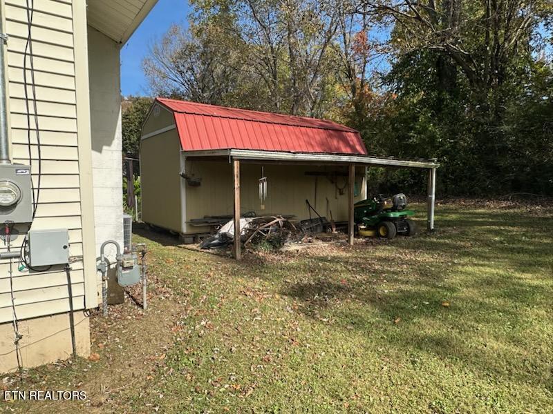 180 Cedar Lane Jacksboro, TN 37757 - Photo 7 of 48 IMG954144