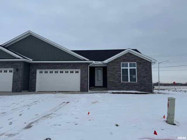 $385,000 | 3801 Sugar Loaf Drive, Springfield, IL 62711