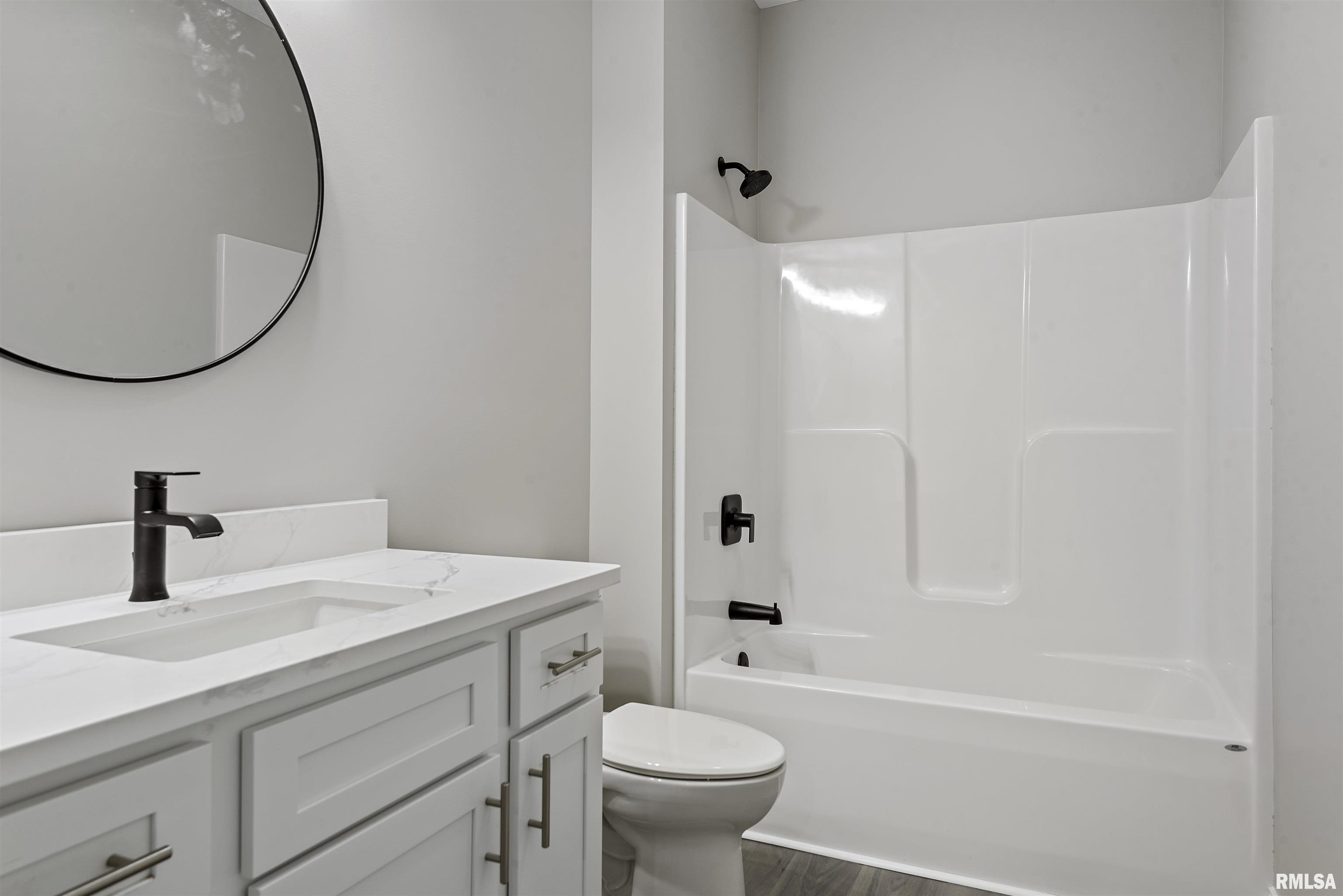 3801 Sugar Loaf Drive Springfield, IL 62711 - Photo 21 of 32