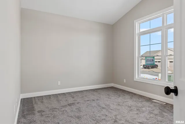 $385,000 | 3801 Sugar Loaf Drive, Springfield, IL 62711