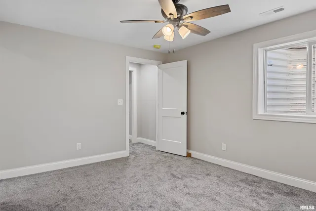 $385,000 | 3801 Sugar Loaf Drive, Springfield, IL 62711