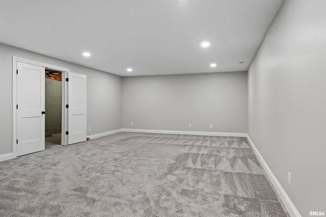 $385,000 | 3801 Sugar Loaf Drive, Springfield, IL 62711