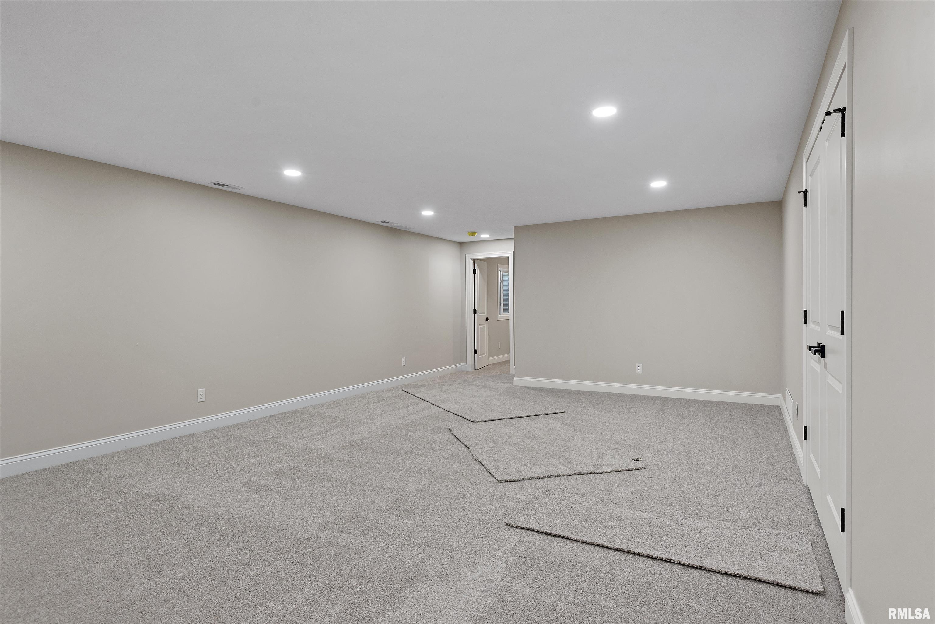 3801 Sugar Loaf Drive Springfield, IL 62711 - Photo 36 of 44 Gallery Image 36