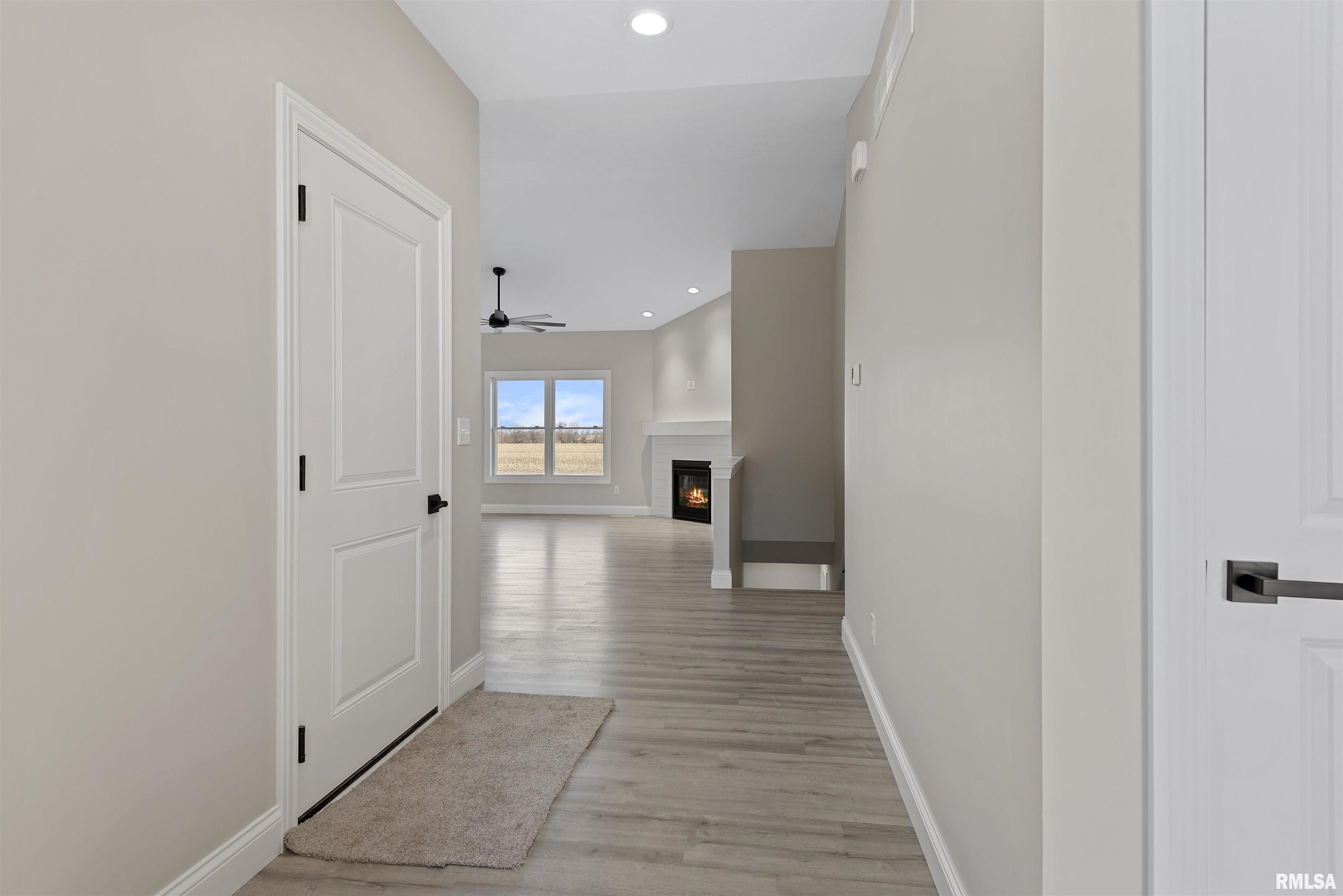 3801 Sugar Loaf Drive Springfield, IL 62711 - Photo 4 of 44 Gallery Image 4