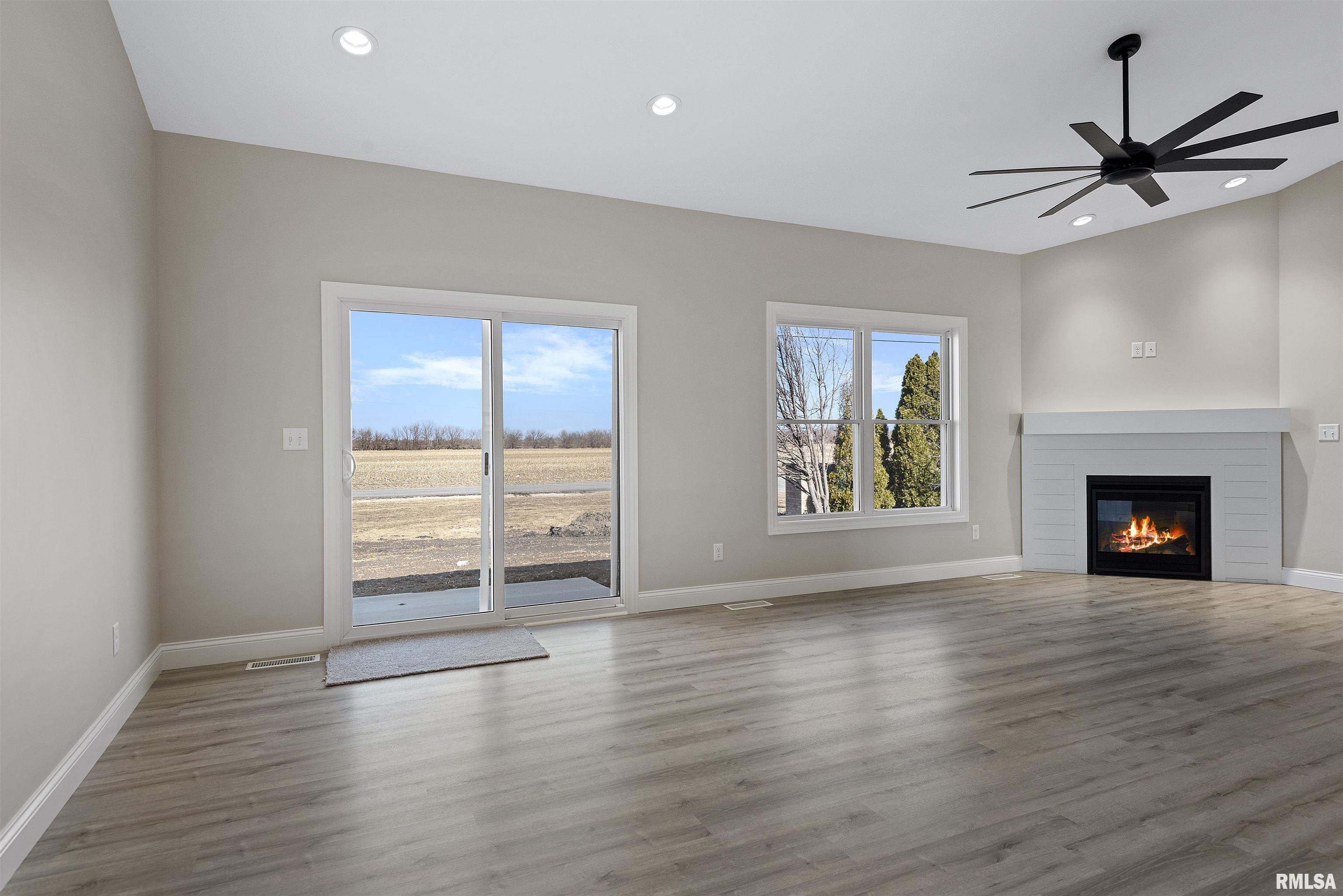 3801 Sugar Loaf Drive Springfield, IL 62711 - Photo 10 of 44 Gallery Image 10