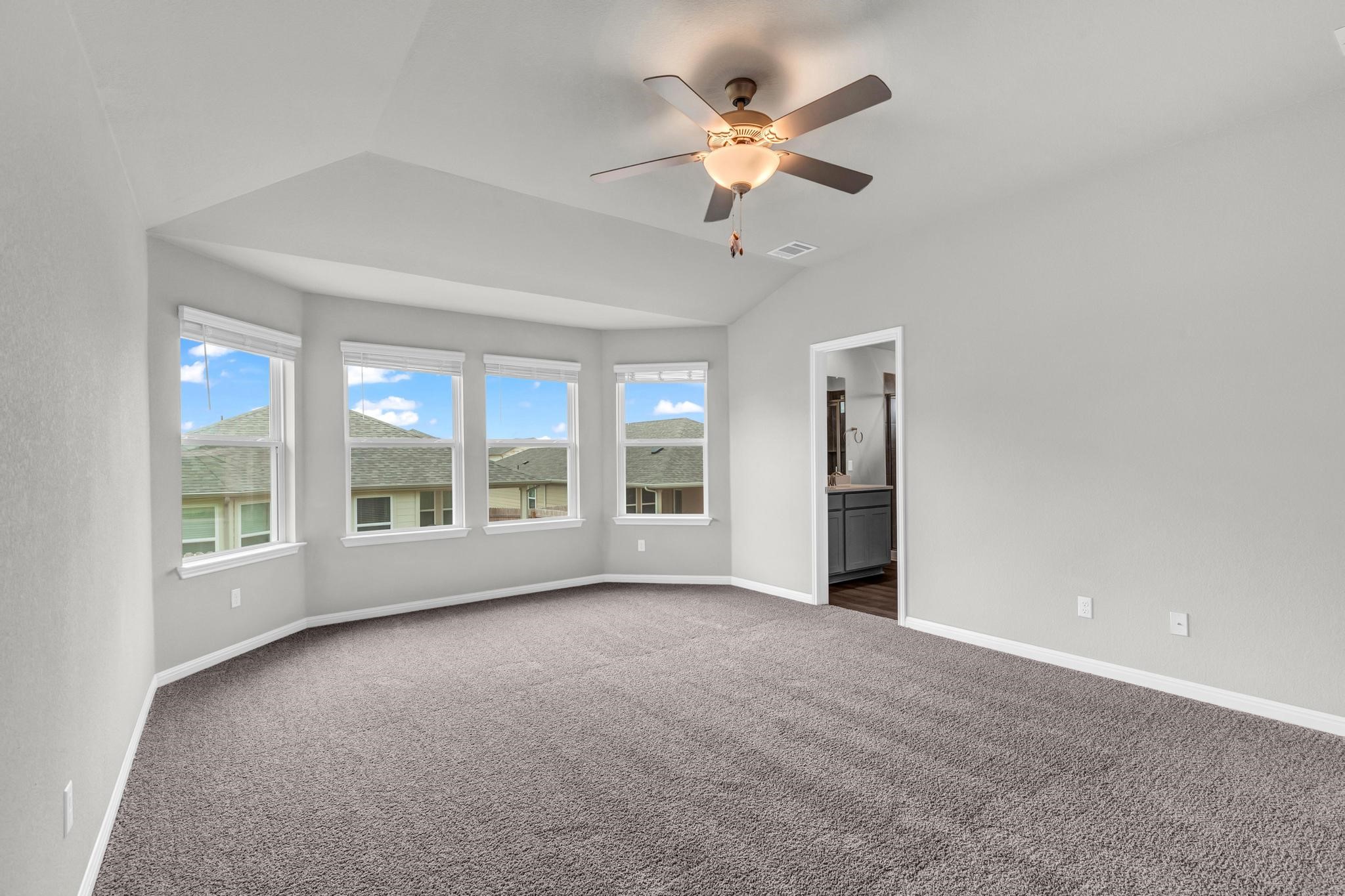 386 El Capitan Loop Dripping Springs, TX 78620 - Photo 17 of 40
