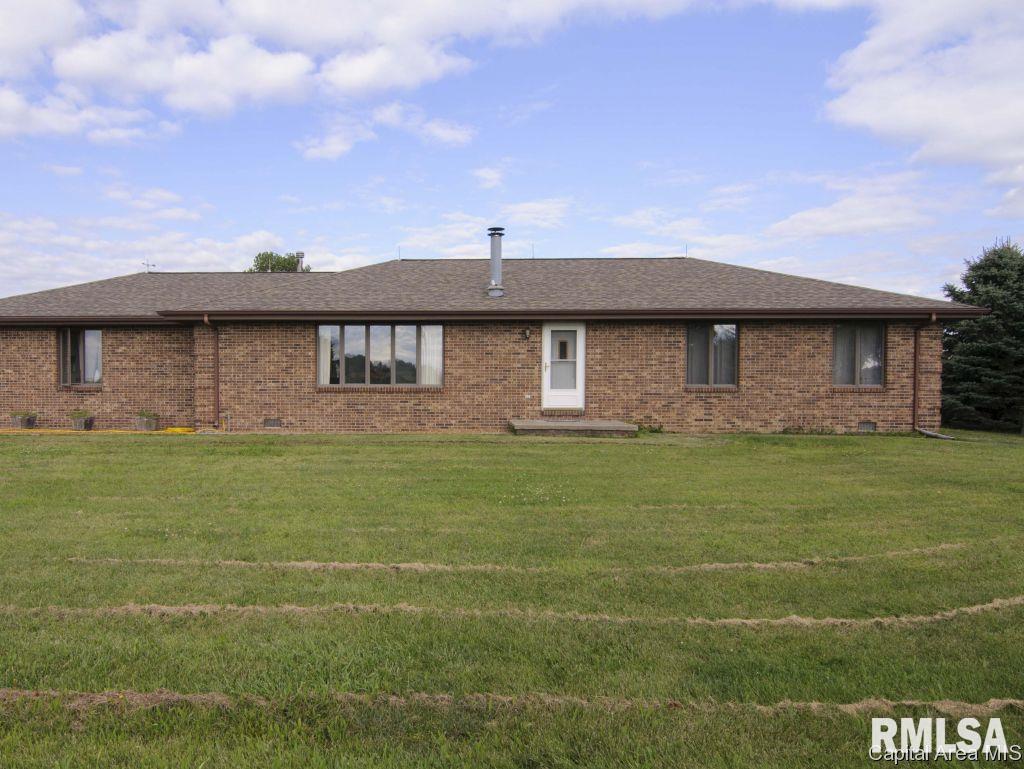 5814 Curran Road New Berlin, IL 62670 - Photo 1 of 18