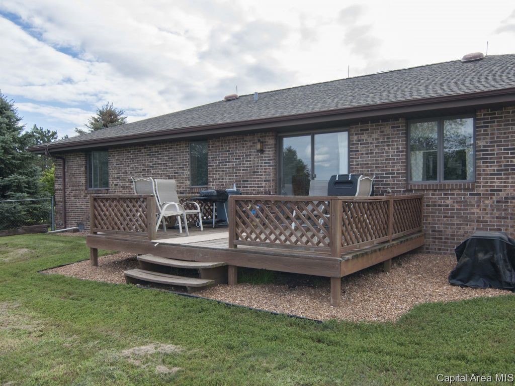 5814 Curran Road New Berlin, IL 62670 - Photo 14 of 18