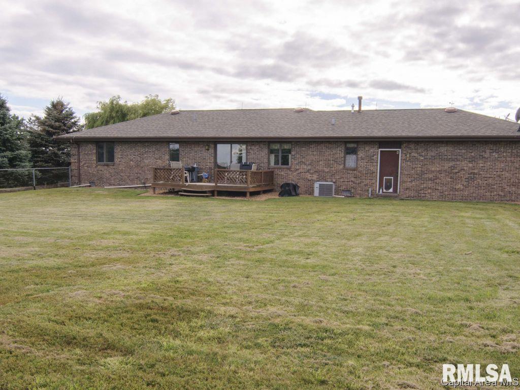 5814 Curran Road New Berlin, IL 62670 - Photo 16 of 18