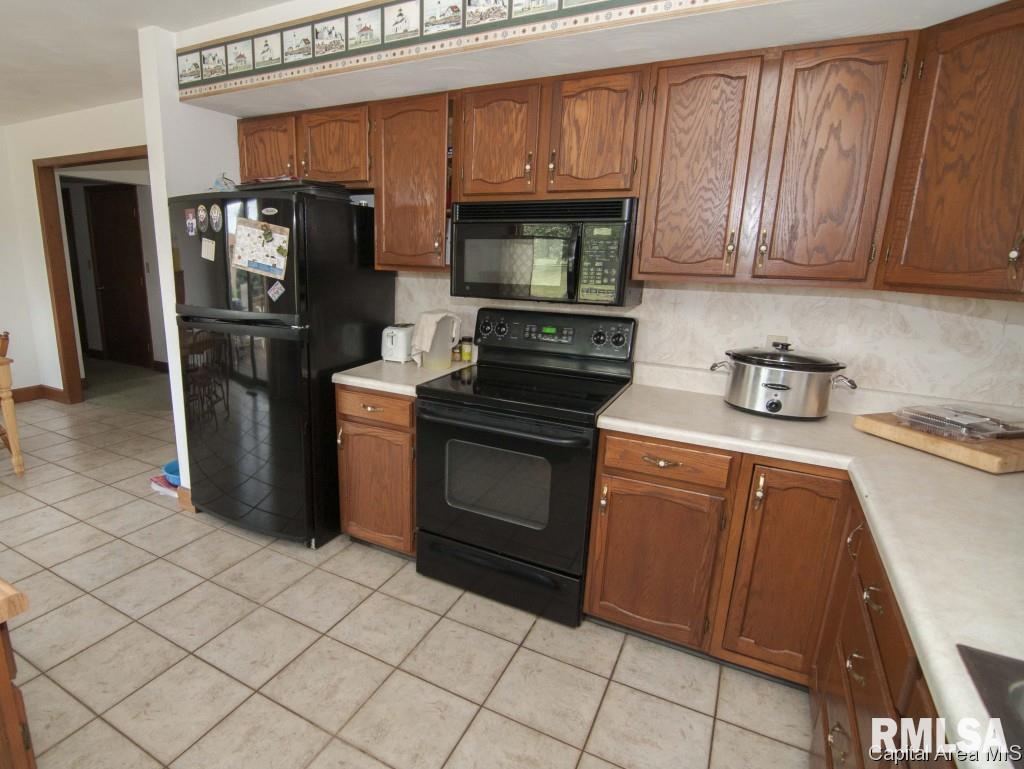 5814 Curran Road New Berlin, IL 62670 - Photo 8 of 18