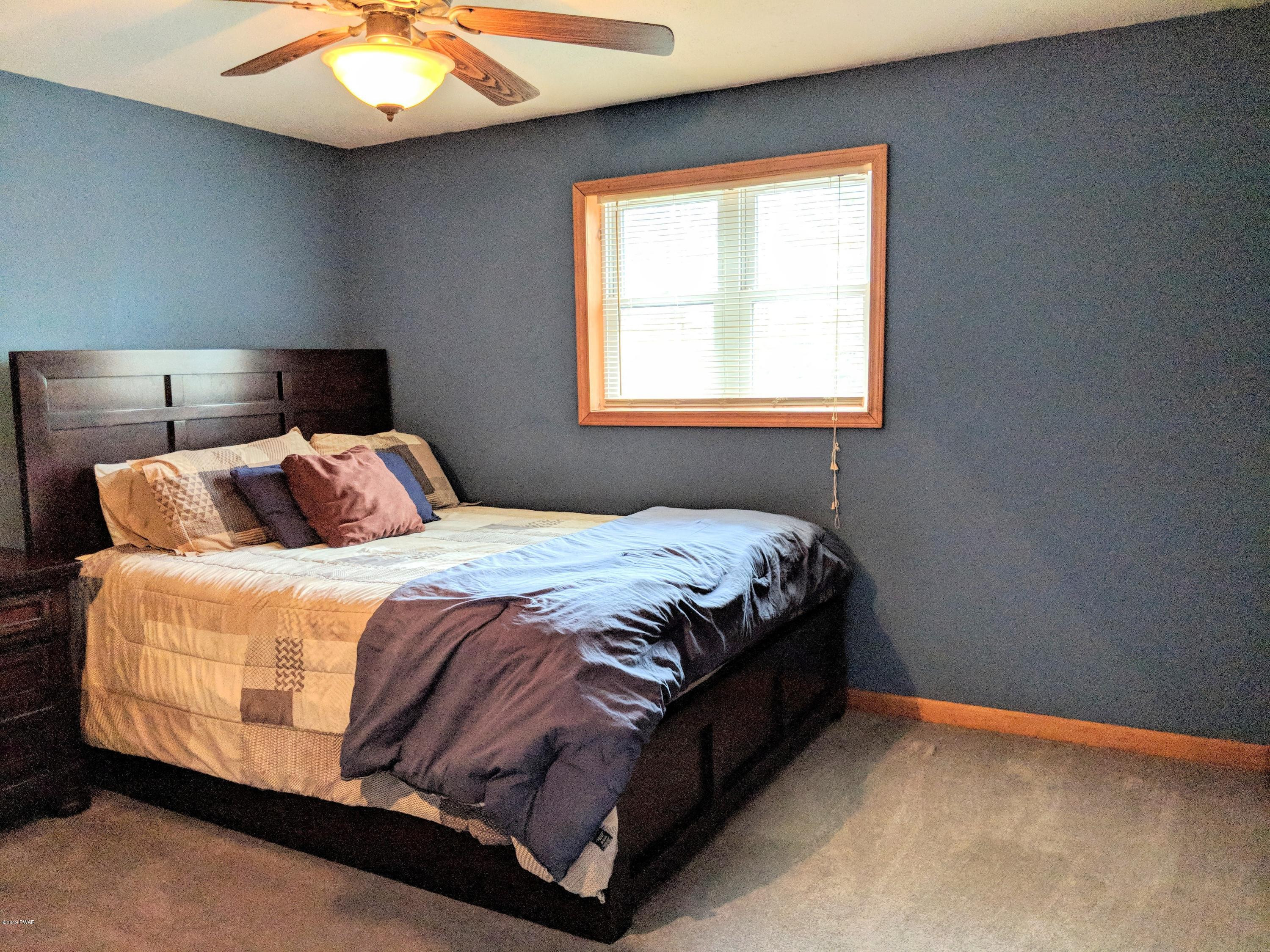 189 Meadow Ridge Acres Road Milford, PA 18337 - Photo 25 of 42 BEDROOM 3
