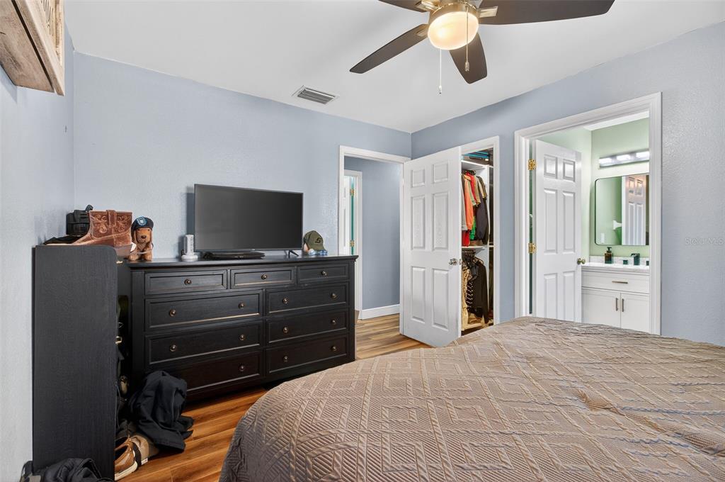 2174 19th Avenue Southwest Largo, FL 33774 - Photo 13 of 28