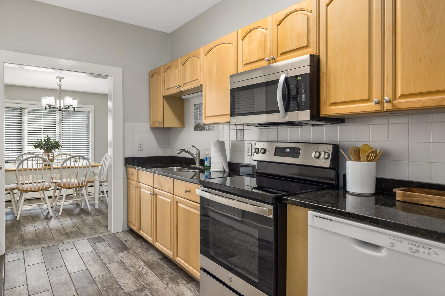 39 Cable Road, Unit ELEANOR Rye, NH 03870 - Photo 5 of 20