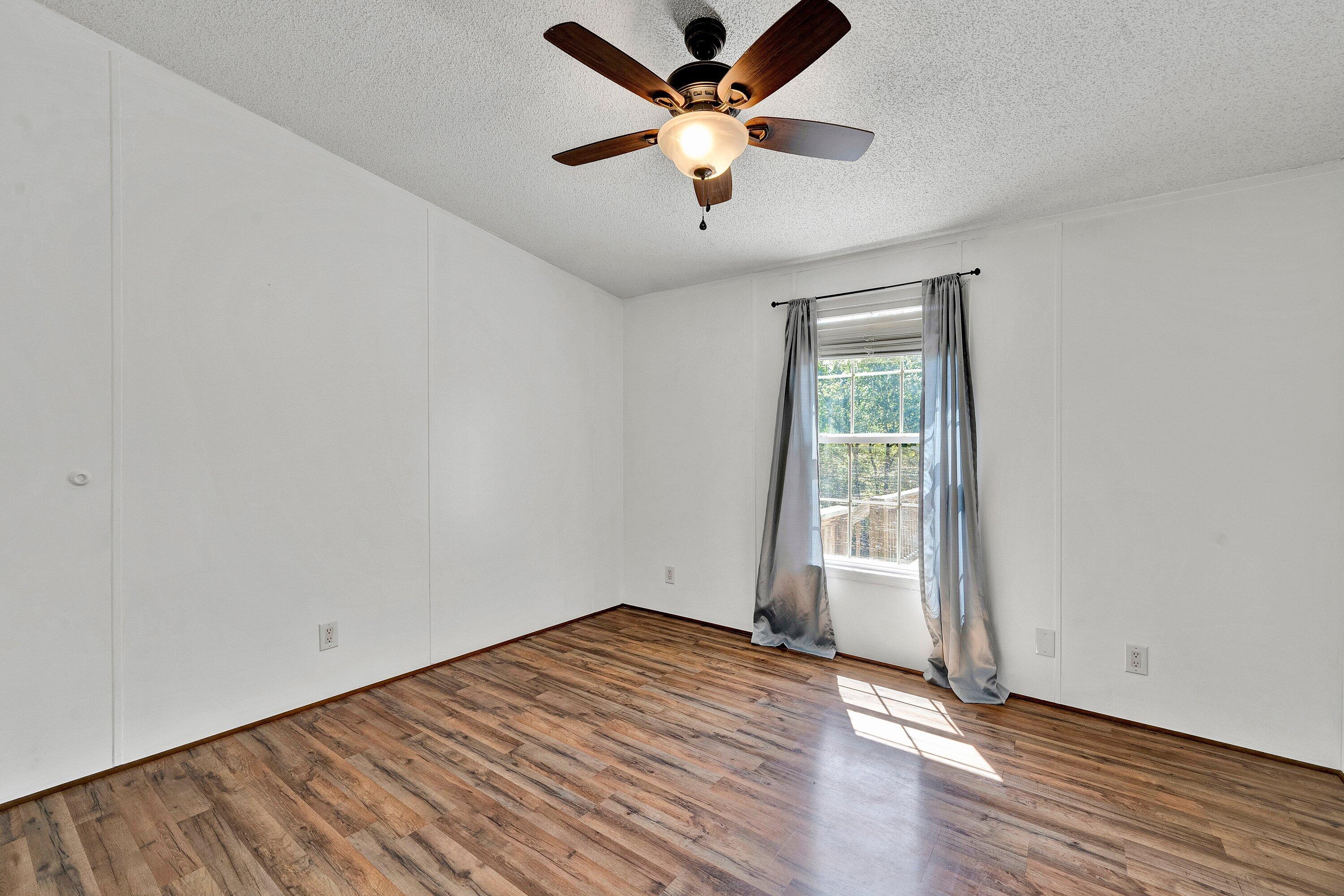 4157 Old Firetrail Road Huddleston, VA 24104 - Photo 29 of 40 4157 Old Firetrail Rd-49