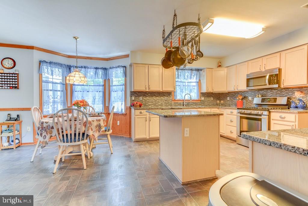 117 Lanyard Road Manahawkin, NJ 08050 - Photo 10 of 30