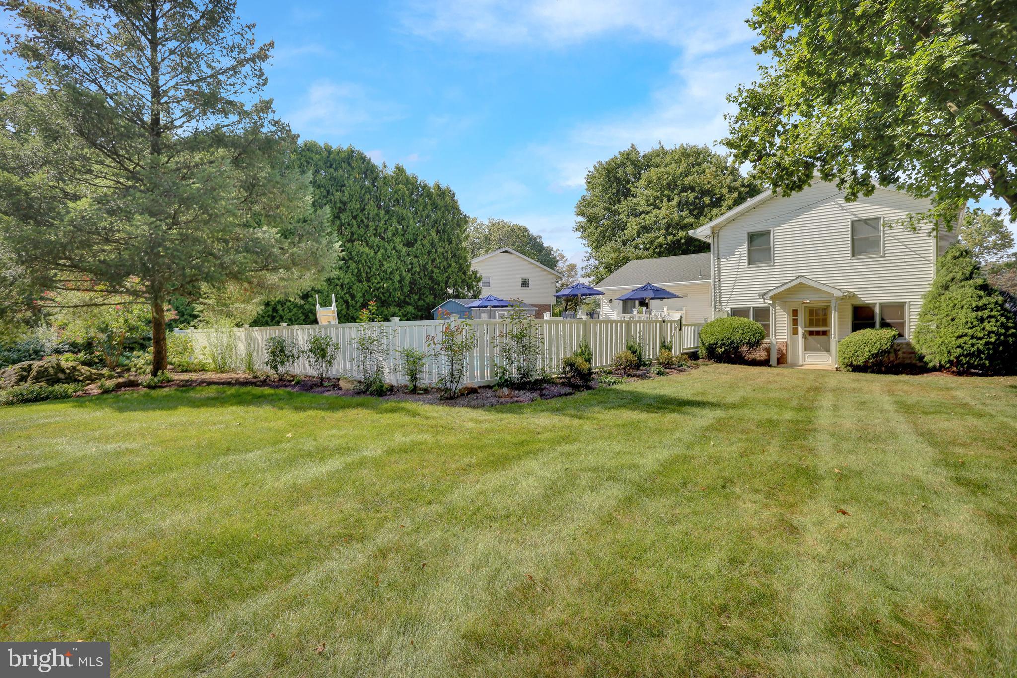 1649 Sherwood Road Reading, PA 19610 - Photo 29 of 37 a view of a back yard of the house